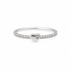 Anillo Corazón Delicado con Detalle de Zirconias