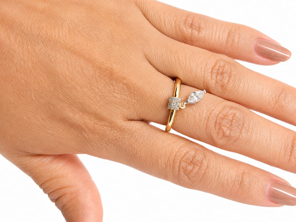 Anillo Colgante Gota Elegante